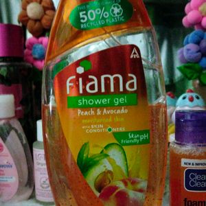 Fiama Shower Gel With Clean And Clear Face Wash