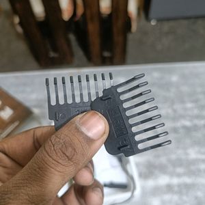 PROFESSIONAL HAIR CLIPPER ADJUSTABLE BLADE