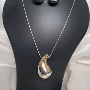 Chunky Silver Tear Drop With Chain