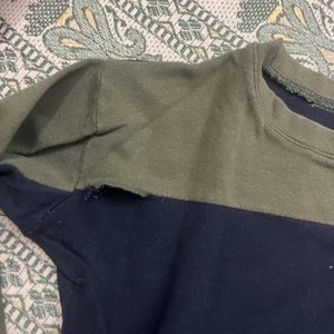 Green & Black Sweatshirt