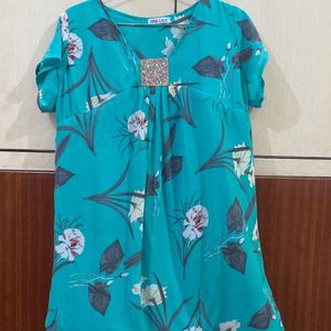 Sea Green Top Floral Flowers Size Xl