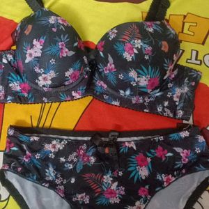 Bra Panty Set New