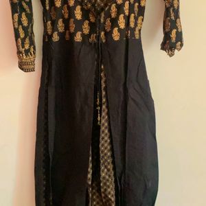 Amazing Full Length Black Gown With Golden Print