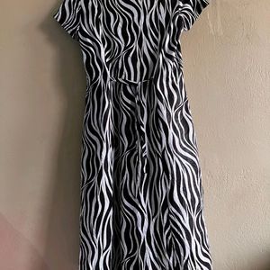 Price Drop 📢Zebra Print Dress 🎀