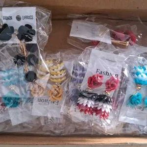 10 Pair Of Earings