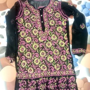 Chikankari kurti