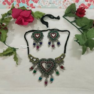 Beautiful ❤️ n 💚 Mirror Oxidised Set