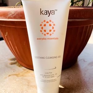 Kaya - Everyday Essential- Soothing Cleansing Gel