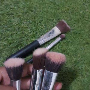 Makeup Brushes