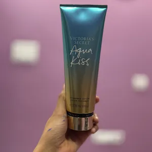 VICTORIA SECRET- Aqua kiss Lotion