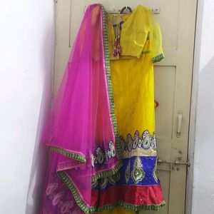 Lahenga Choli