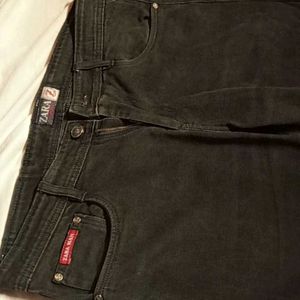 Black Straight Fit Jeans Knee Cut Jean