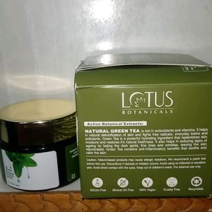 Lotus Night Gel