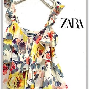 Zara Floral Top🎀