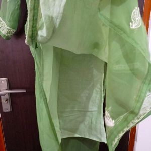 Chikankari Kurta With Lining