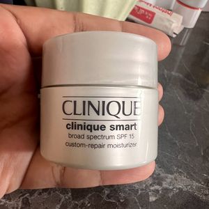 Clinique Moisturiser With Spf15