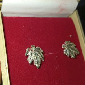 Real Silver Chinaar Studs With Hallmark