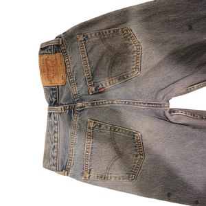 Levis 501 W28