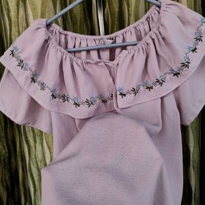 Pale Lilac Coloured Ruffly Bertha Collared Top 💖