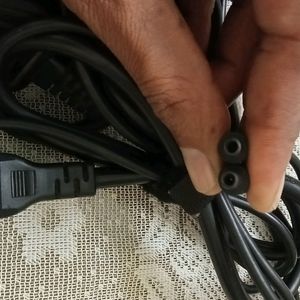 DELL LAPTOP CHARGER NEW AND ORIGINAL