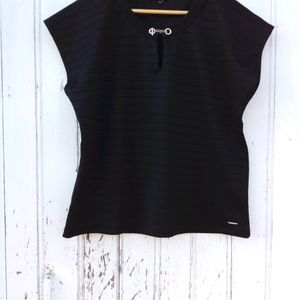 Black Tops For Women