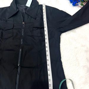 Black jacket with half chain fromt opening