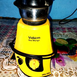 Vidiem Mixer Grinder