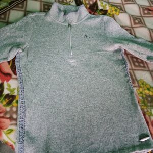 High neck Warm Sweatshirt