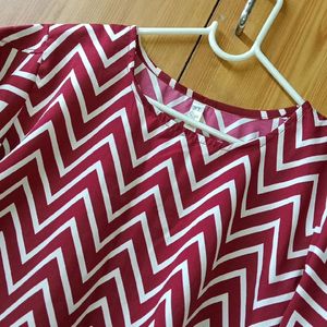 RED DESIGN SLEEVES TOP