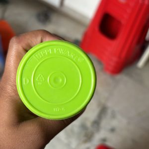 tupperware ice tray and liquid small container