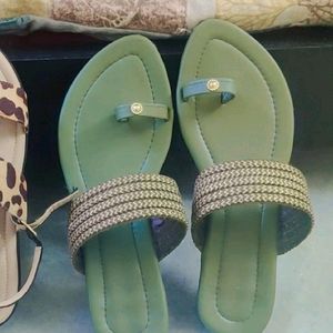 Olive Flat Sandals At Cheap Price