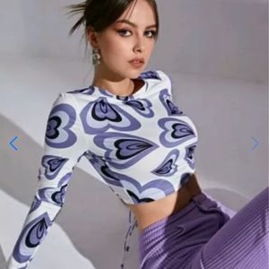 Heart Shape Fitted Crop Top Full Sleeves