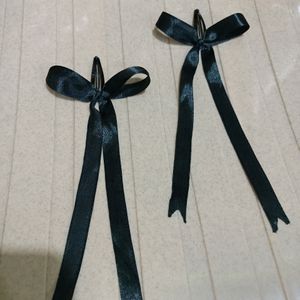 Black Bow Hairclips