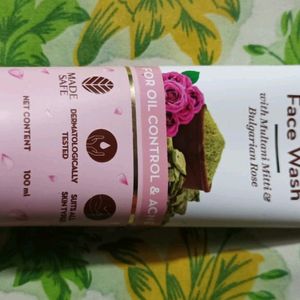 Mamaearth Multani Facewash