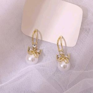 Pearl Drop Earrings