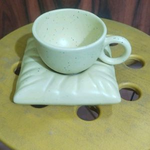 New Ceramic Pillow Shaped Saucer And Cup