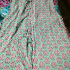 Cotton Kurti And Leggins.