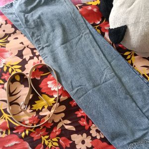 H&M DIVIDED Jeans