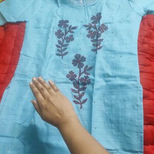 Blue Straight Fit Knee-length 3/4th Sleeves Kurta