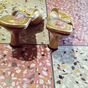 Female Heel Slippers