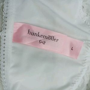 Hunkemoller 28 Size