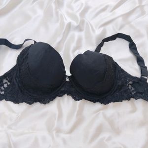 Bra 38D