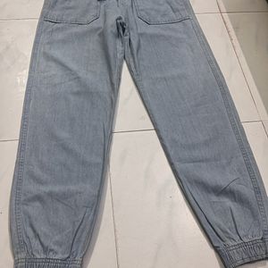 Combo jogger’s Jeans And Top