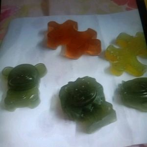 6 Pure Herbal Soaps. 40rs Off Shipping