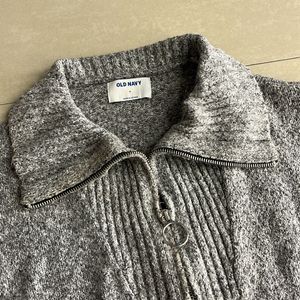 Sweatshirt With turtle neck