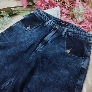 Beautiful DENIM Jeans For Women💙Flared