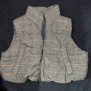 H&M Plaid Cropped Puffer Vest