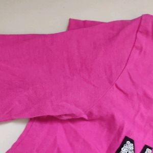 Cute Pink Top Stylish With Glittery Gen Z Design