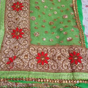 Free Broun Saree