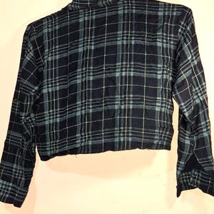 Women  Checkered Spread Collar Shirt